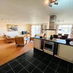 Rent 2 bedroom flat in Pwllheli