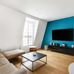 Rent 1 bedroom apartment of 58 m² in Paris