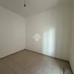 Rent 4 bedroom apartment of 90 m² in Genova