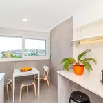 Rent 4 bedroom apartment in Lisbon