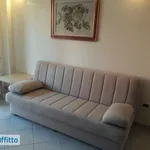 Affitto 2 camera appartamento di 65 m² in Cagliari