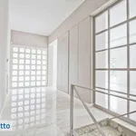 Rent 6 bedroom apartment of 450 m² in Rome