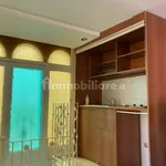 Rent 1 bedroom apartment of 275 m² in Naples