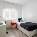 Rent a room of 70 m² in madrid