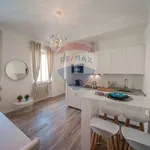 Rent 1 bedroom apartment of 40 m² in Florence