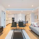 Rent 2 bedroom apartment of 88 m² in London