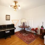 Rent 3 bedroom apartment of 90 m² in Varese