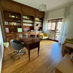 Rent 5 bedroom house of 246 m² in Rome