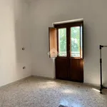 Casa Indipendente in affitto a Casalvieri via Tiscio, 8, giardino privato, box, parzialmente arredato - TrovaCasa