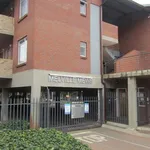 Rent 1 bedroom apartment in Johannesburg