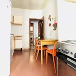 Rent a room of 80 m² in rome