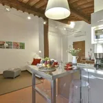 Rent 3 bedroom apartment in Florence