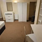 Rent 1 bedroom flat in Leeds