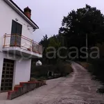 Affitto 8 camera casa di 120 m² in Torricella Sicura