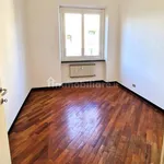 Rent 5 bedroom apartment of 106 m² in Genoa