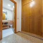 Alquilar 4 dormitorio apartamento en Valencia