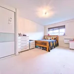 Rent 2 bedroom house in Farnborough