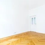 Rent 3 bedroom apartment in Praha 1