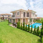 Rent 5 bedroom house of 200 m² in Bulgarije