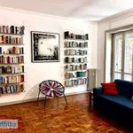 Rent 6 bedroom apartment of 210 m² in Rome