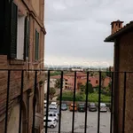 Affitto 3 camera appartamento di 85 m² in Siena