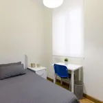 Rent a room of 95 m² in madrid