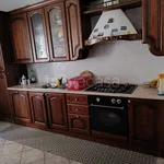 Rent 3 bedroom apartment of 70 m² in Itri