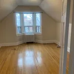 Rent 4 bedroom house in Toronto