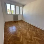 Appartement de 72 m² avec 4 chambre(s) en location à Couchey