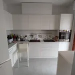 Rent 1 bedroom apartment of 100 m² in Milano