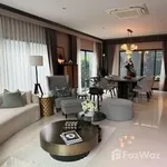 Rent 3 bedroom house of 273 m² in Bangkok