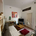 Rent a room of 65 m² in barcelona