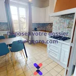 Appartement de 24 m² avec 4 chambre(s) en location à Saint-Étienne