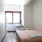 Rent a room in lisbon