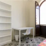 Rent 10 bedroom apartment in Granada