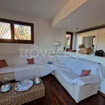 Rent 5 bedroom apartment of 160 m² in Brunate