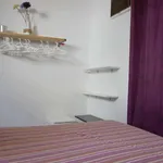 Rent 1 bedroom apartment of 70 m² in seville