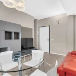 Rent 1 bedroom apartment of 55 m² in Milan