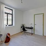 Ruim nieuwbouw appartement met terras en 2 staanplaatsen