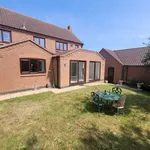 Rent 4 bedroom house in Melton