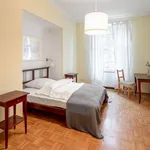 Miete 2 Schlafzimmer wohnung von 98 m² in Frankfurt