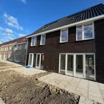 Huur 4 slaapkamer appartement van 123 m² in Zwaag