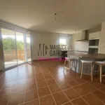 Rent 3 bedroom apartment of 61 m² in Carpentras