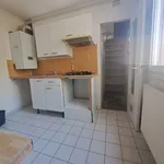 Rent 3 bedroom apartment of 53 m² in SAINT-ÉGRÈVE