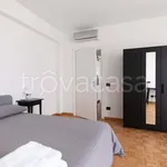 Rent 2 bedroom apartment of 70 m² in Milano