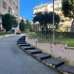 Rent 1 bedroom apartment of 25 m² in Napoli