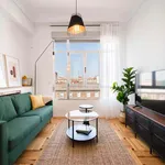 Rent a room of 293 m² in Madrid