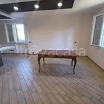 Rent 3 bedroom house of 145 m² in Osio Sopra