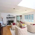 Rent 3 bedroom house of 262 m² in Berkshire