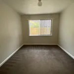 Rent 3 bedroom apartment in Melbourne